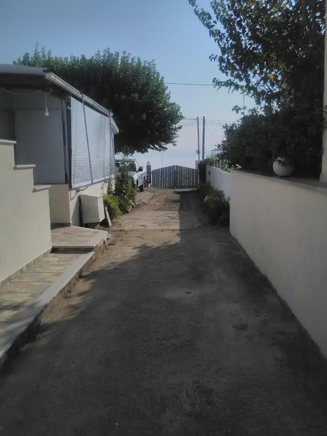 Papadogiannopoulos House Aegium Buitenkant foto